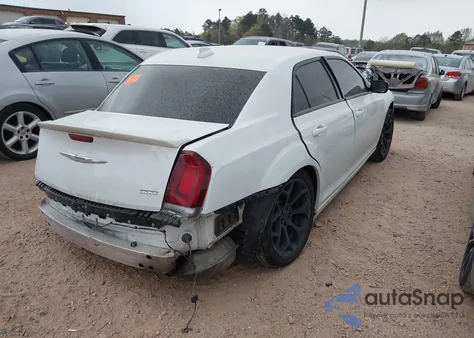 2019 Chrysler 300 Touring из США, поврежденный, VIN 2C3CCAAG3KH746211